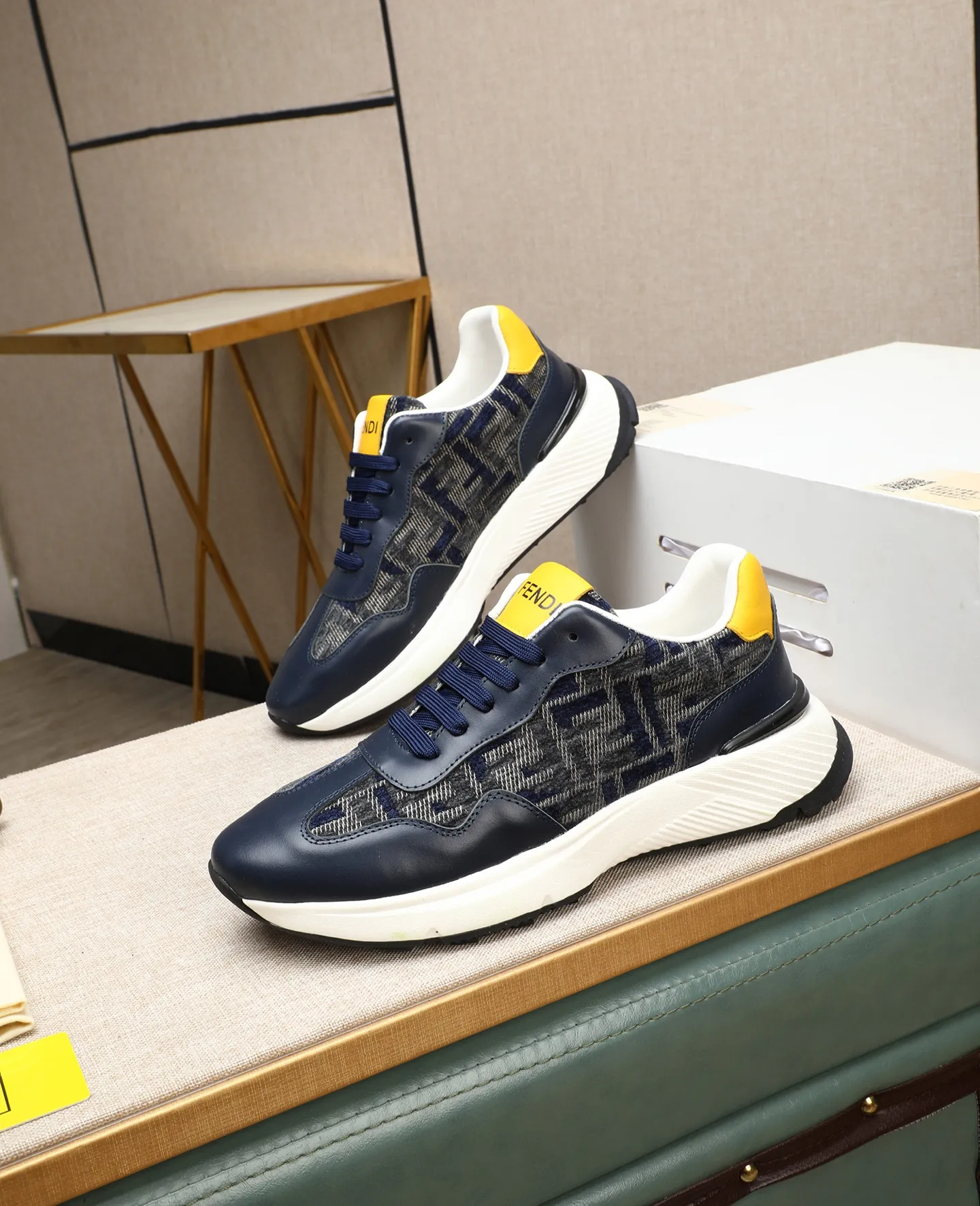 Men's shoes 💰460🕷🕷[FENDI] Fendi fashionable casual men's shoes 🇨🇳Original official website 1:1 model opening, new models are available first 💯Not high-profile but avant-garde, simple About low-key and fashionable, super versatile style 🌿 Made of original cowhide ➕ Pigskin lining 🎋 The version is comfortable on the feet, so rigorous for any small place, and the workmanship is first-class 🍍38-44 Large quantities in stock